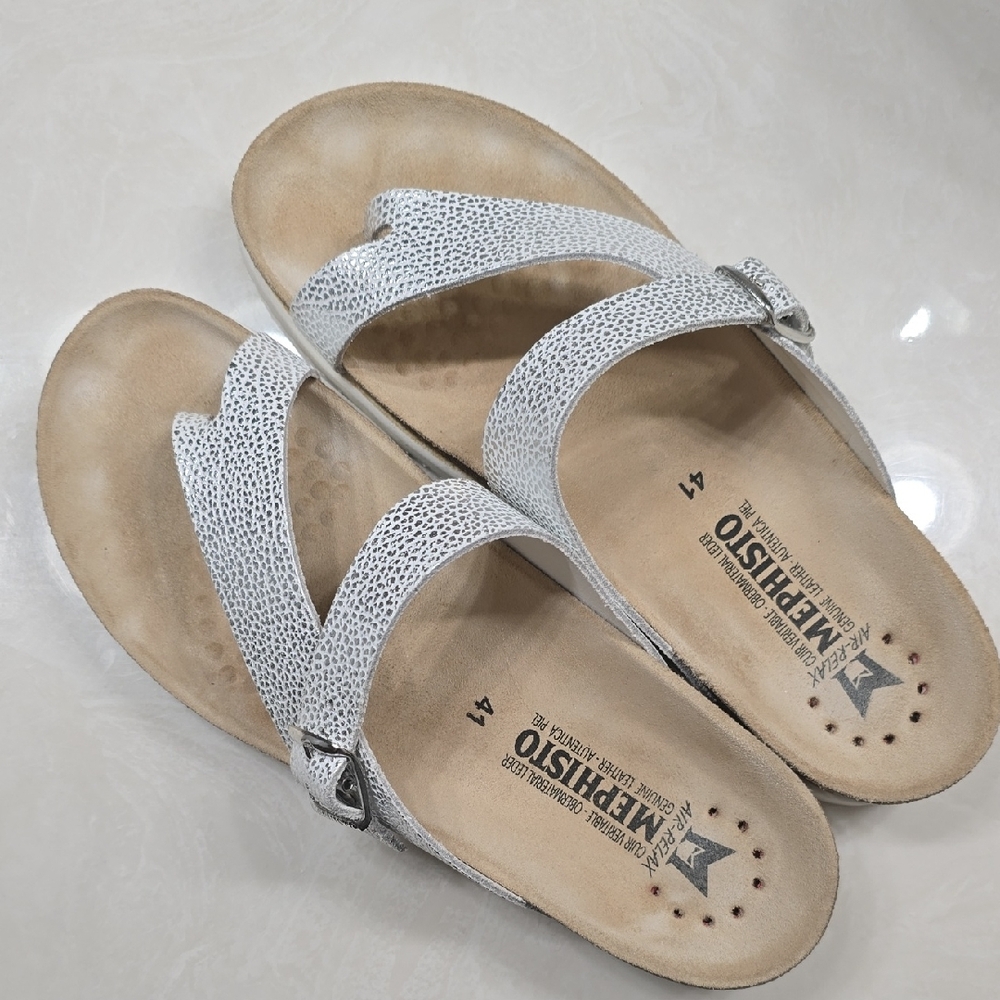 Mephisto White And Silver Sandals with Crisscross Straps and Arch Support